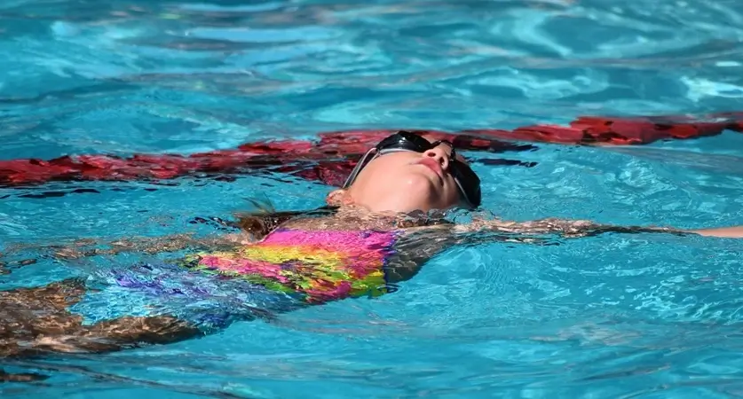 고혈압에 좋은 운동 BEST4 꾸준히 할 수 있는 방법 2 고혈압에-좋은-운동-수영