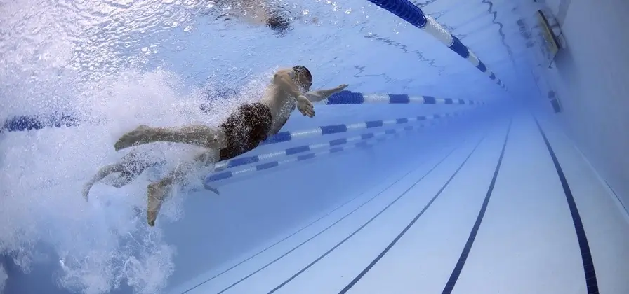 기초대사량 낮은 사람 특징 6가지– 살이 안 빠지는 체질? 4 기초대사량-낮은-사람-특징-수영하기