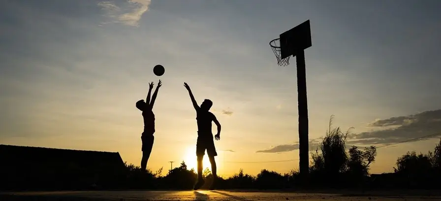 기초대사량 높은 사람 특징은 뭐가 다를까? 3 기초대사량-높은-사람-특징-운동-농구